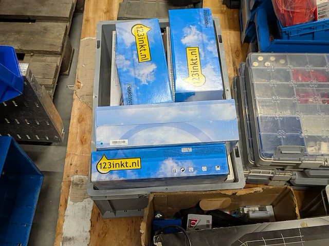 Partij divers kantoor- en installatiemateriaal - afbeelding 14 van  16
