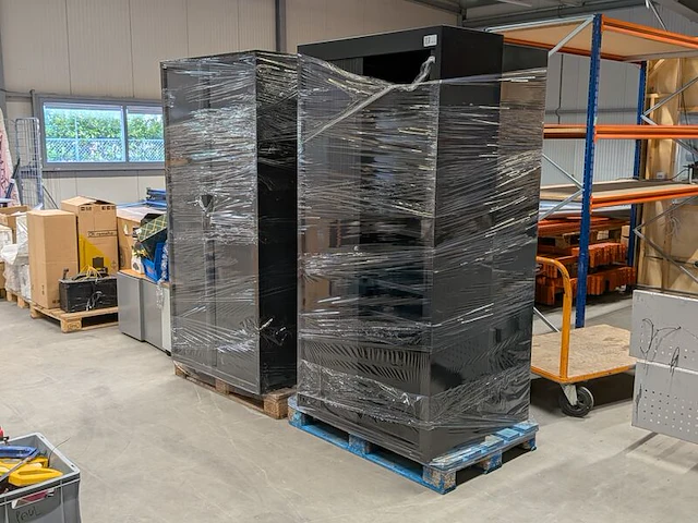 Partij divers kantoormeubilair - afbeelding 14 van  14