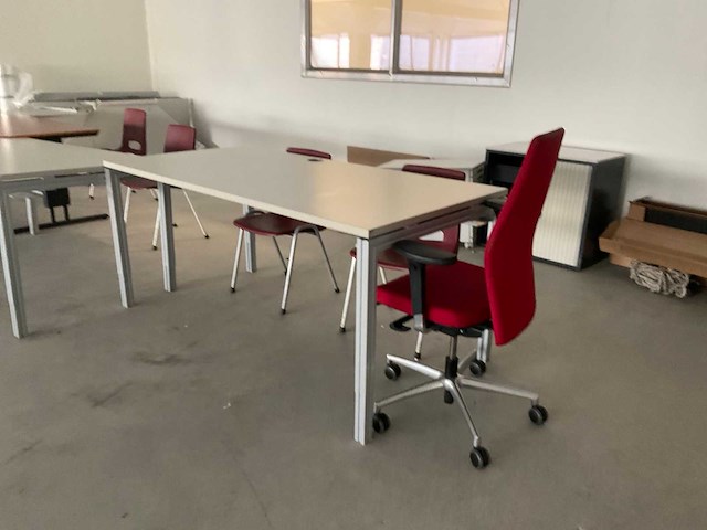 Partij divers kantoormeubilair - afbeelding 2 van  8