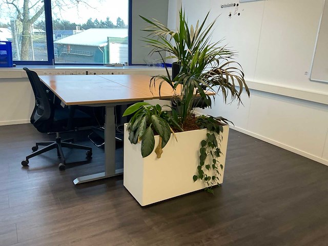 Partij divers kantoormeubilair - afbeelding 2 van  5