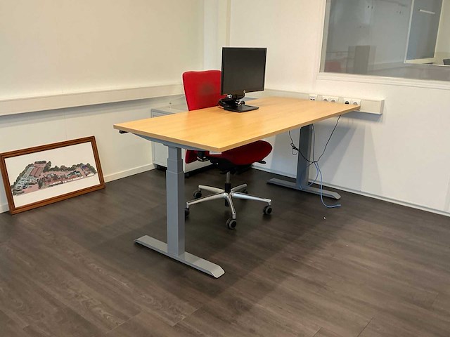 Partij divers kantoormeubilair - afbeelding 3 van  5