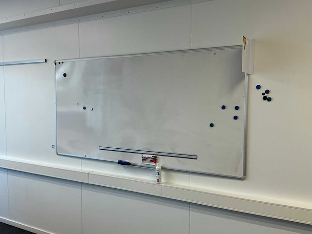 Partij divers kantoormeubilair - afbeelding 5 van  5