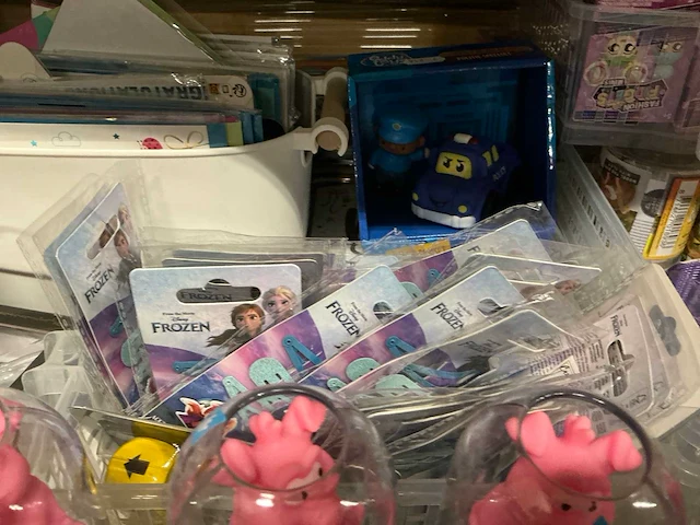Partij divers kinder speelgoed (350x) - afbeelding 6 van  7