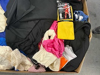 Partij divers kleding/sokken/haarbanden/etc - afbeelding 3 van  7