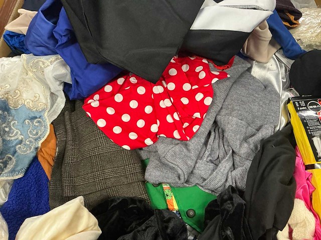 Partij divers kleding/sokken/haarbanden/etc - afbeelding 7 van  7