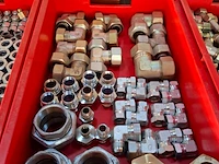 Partij divers koppelingen lucht, water, hydrauliek - afbeelding 15 van  25