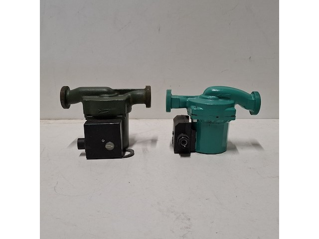 Partij divers loodgieters gereedschap / installatiemateriaal - afbeelding 16 van  32