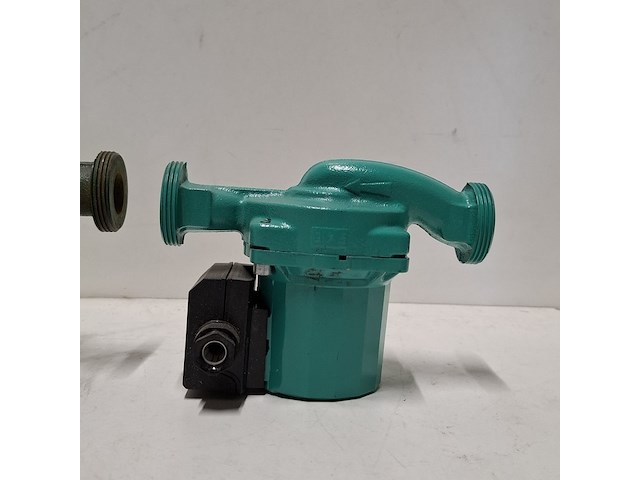 Partij divers loodgieters gereedschap / installatiemateriaal - afbeelding 18 van  32