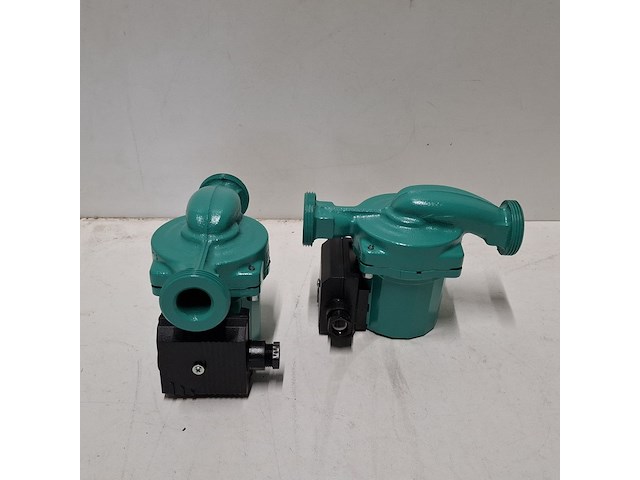 Partij divers loodgieters gereedschap / installatiemateriaal - afbeelding 22 van  32