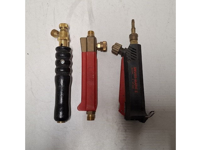 Partij divers loodgieters gereedschap / installatiemateriaal - afbeelding 26 van  32