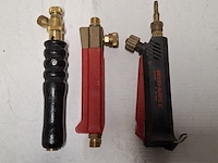 Partij divers loodgieters gereedschap / installatiemateriaal - afbeelding 26 van  32