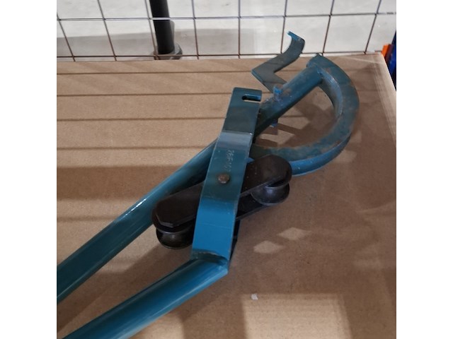 Partij divers loodgieters gereedschap / installatiemateriaal - afbeelding 27 van  32