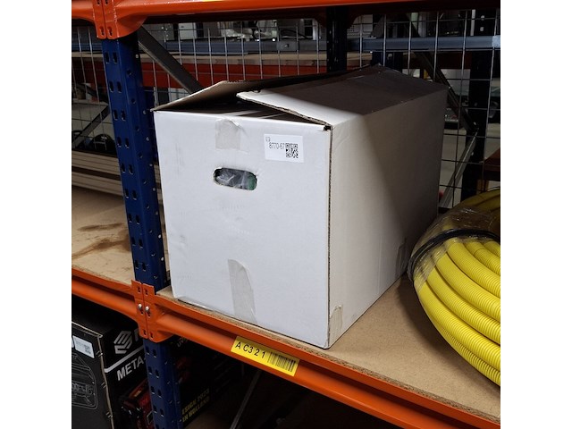 Partij divers loodgieters gereedschap / installatiemateriaal - afbeelding 30 van  32