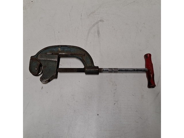 Partij divers loodgieters gereedschap / installatiemateriaal - afbeelding 31 van  32