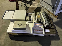 Partij divers materiaal - afbeelding 1 van  5