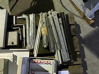 Partij divers materiaal - afbeelding 3 van  5