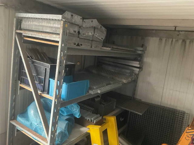 Partij divers materieel - afbeelding 17 van  23