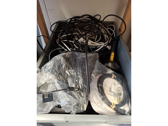 Partij divers multimedia - afbeelding 28 van  52