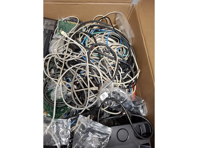 Partij divers multimedia - afbeelding 39 van  52