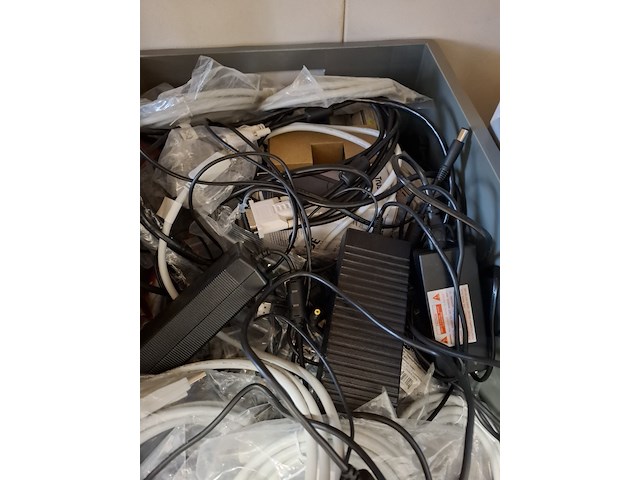 Partij divers multimedia - afbeelding 44 van  52