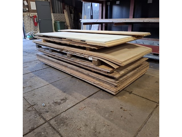 Partij divers plaatmateriaal - afbeelding 1 van  16