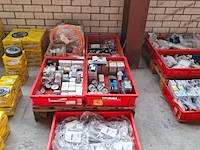 Partij divers pneumatische onderdelen en toebehoren o.a. festo, wilkerson, giss