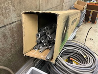 Partij divers pvc, kabel, aluminium en restmateriaal - afbeelding 4 van  14