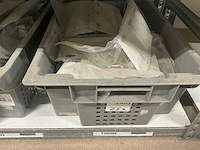 Partij divers raam- en deurbeslag - afbeelding 9 van  28