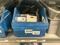 Partij divers raam- en deurbeslag - afbeelding 16 van  28