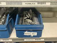 Partij divers raam- en deurbeslag - afbeelding 29 van  53