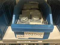 Partij divers raam- en deurbeslag - afbeelding 43 van  53
