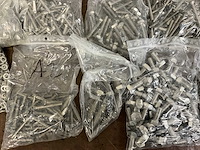 Partij divers rvs bevestigingsmaterieel - afbeelding 13 van  23