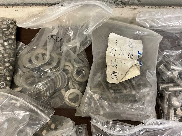Partij divers rvs bevestigingsmaterieel - afbeelding 19 van  23