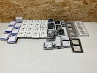 Partij divers schakelmateriaal - afbeelding 1 van  7