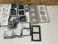 Partij divers schakelmateriaal - afbeelding 6 van  7