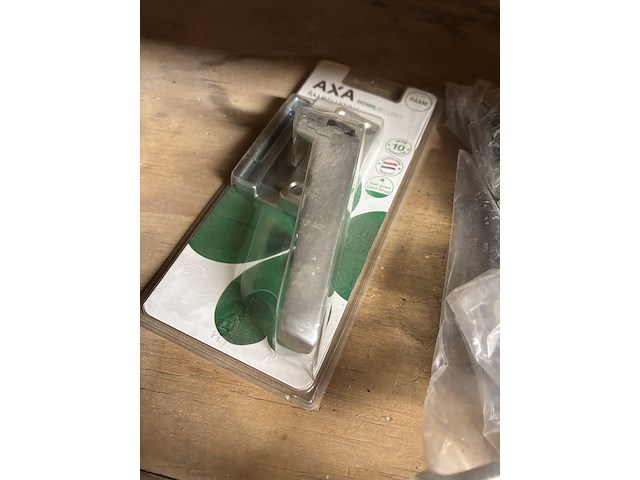 Partij divers scharnieren en toebehoren - afbeelding 11 van  23