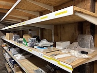 Partij divers scharnieren en toebehoren - afbeelding 1 van  23