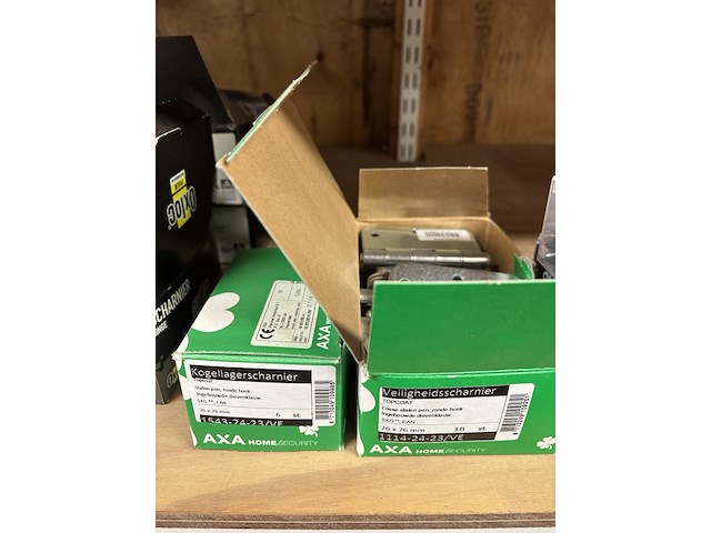 Partij divers scharnieren en toebehoren - afbeelding 19 van  23