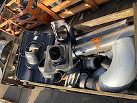 Partij divers schoorsteenpijp en toebehoren - afbeelding 1 van  1