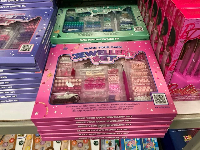 Partij divers sequin art/make your own jewellery set/barbie make-up brushes/etc (142x) - afbeelding 8 van  14