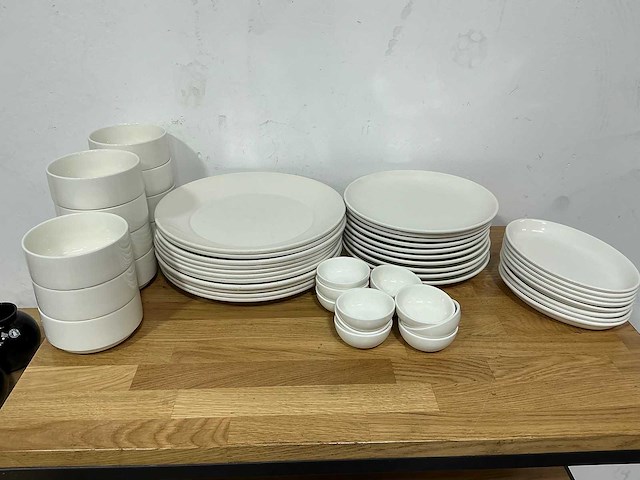 Partij divers servies - afbeelding 1 van  5