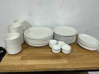 Partij divers servies - afbeelding 1 van  5