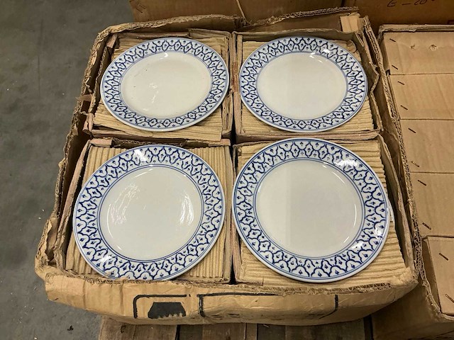 Partij divers servies/decoratie (912x) - afbeelding 5 van  8