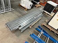 Partij divers solar montagemateriaal - afbeelding 1 van  3