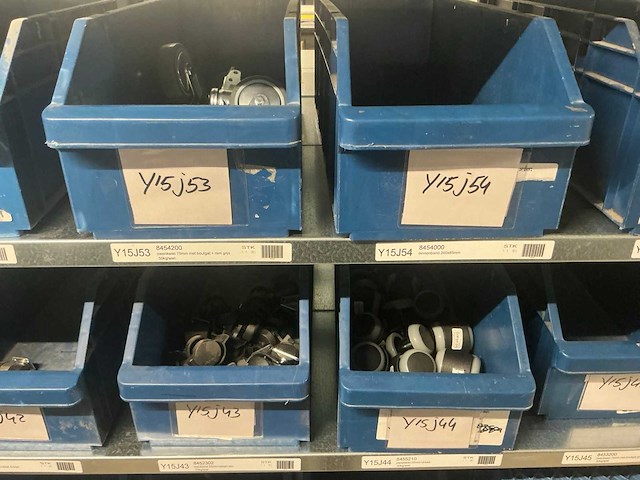 Partij divers soorten zwenk- en bokwielen - afbeelding 11 van  16