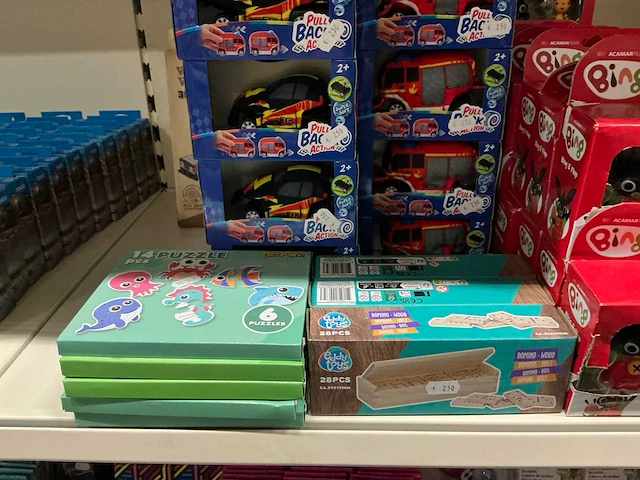 Partij divers speelgoed (174x) - afbeelding 12 van  16