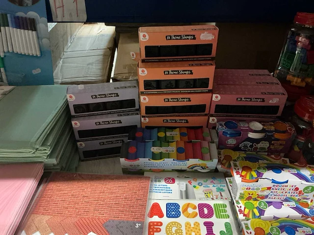 Partij divers speelgoed (234x) - afbeelding 9 van  10
