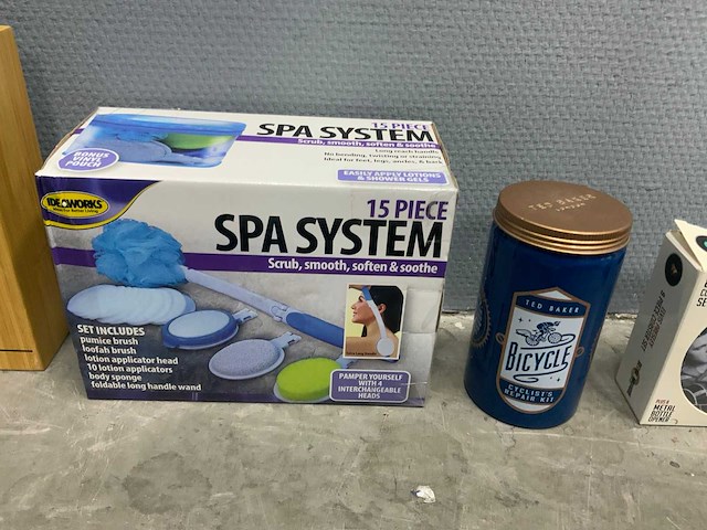 Partij divers speelgoed en decoratie - afbeelding 8 van  16