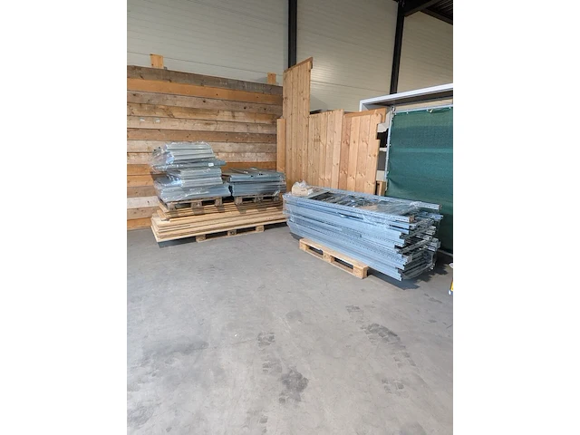 Partij divers stellingmateriaal - afbeelding 1 van  7