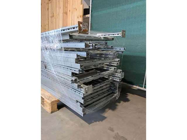 Partij divers stellingmateriaal - afbeelding 4 van  7